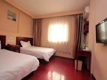 Jinzuan 100 Holiday Hotel Qufu Exterior foto